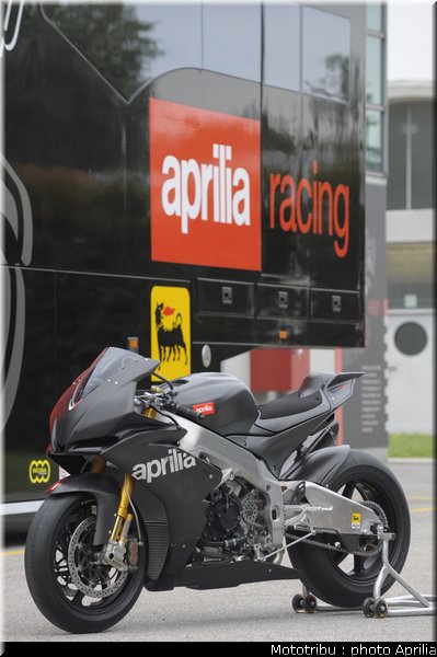 aprilia_rsv4_sbk2009_065