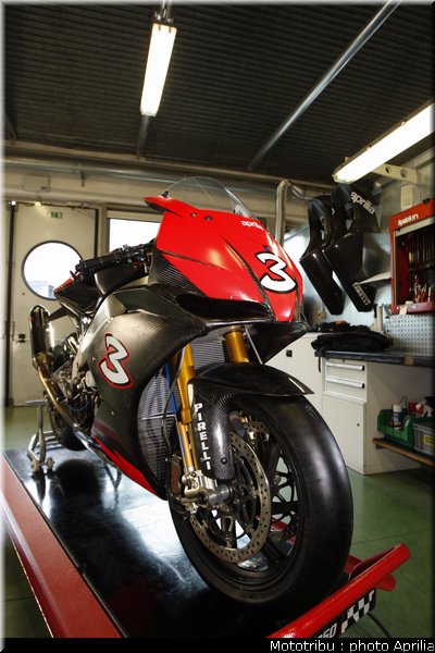 aprilia_rsv4_sbk2009_066