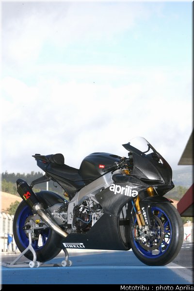 aprilia_rsv4_sbk2009_067