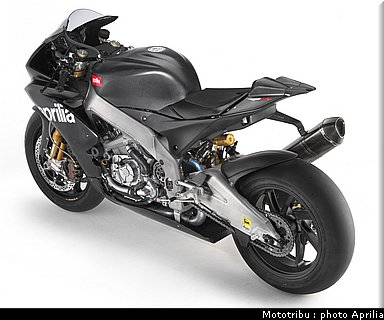 aprilia_rsv4_sbk2009_025.jpg