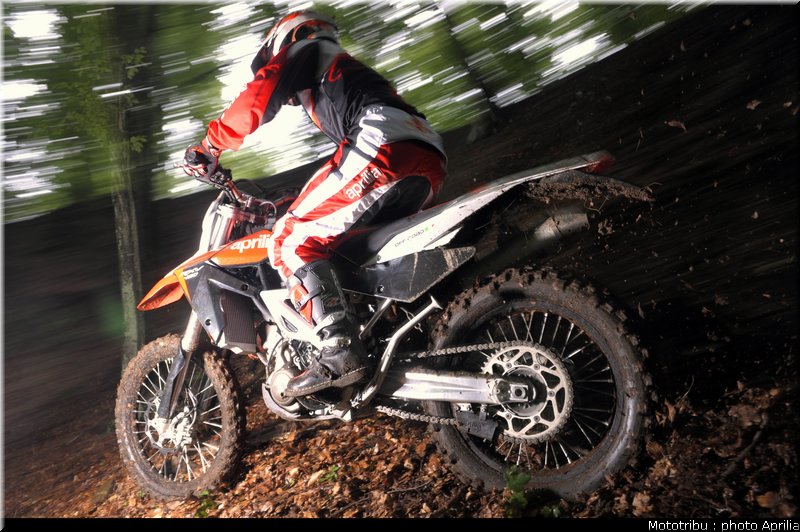 aprilia_rxv_450_550_2009_005
