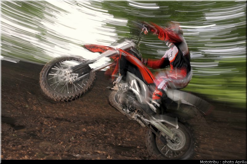 aprilia_rxv_450_550_2009_006