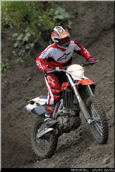 aprilia_rxv_450_550_2009_015