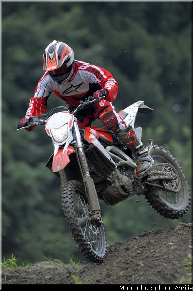 aprilia_rxv_450_550_2009_021