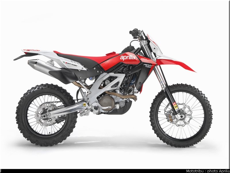 aprilia_rxv_450_550_2009_027