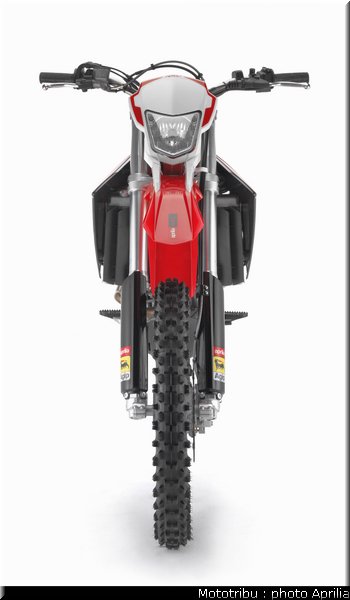 aprilia_rxv_450_550_2009_030