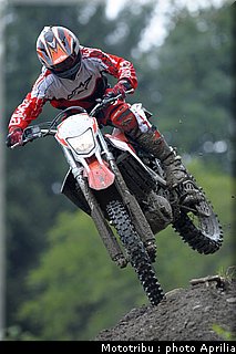 aprilia_rxv_450_550_2009_019.jpg