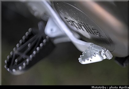 aprilia_rxv_450_550_2009_039.jpg