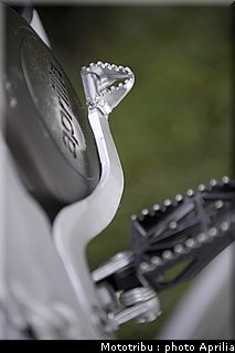aprilia_rxv_450_550_2009_046.jpg