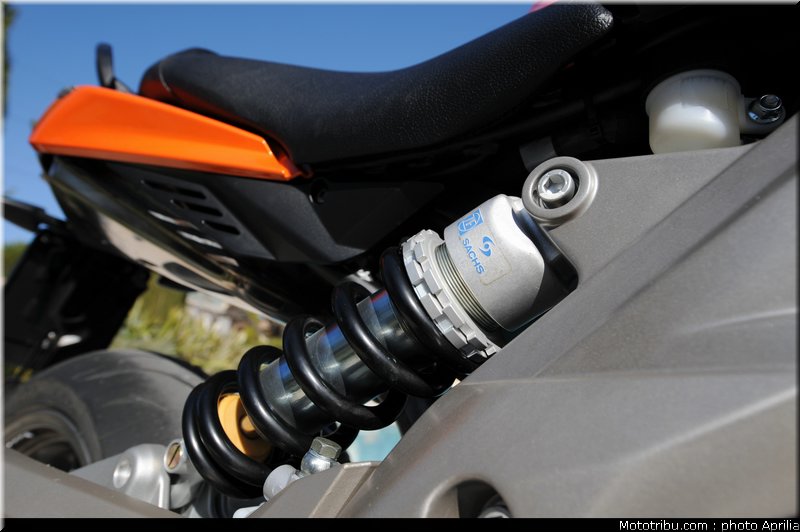 aprilia_shiver_750_028_2009