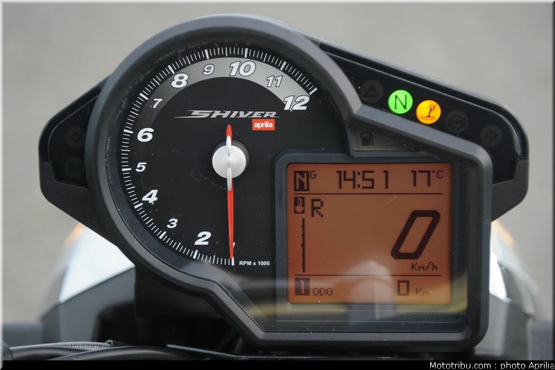 aprilia_shiver_750_029_2009