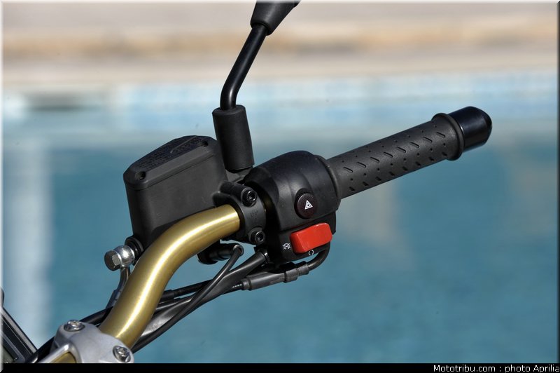 aprilia_shiver_750_038_2009