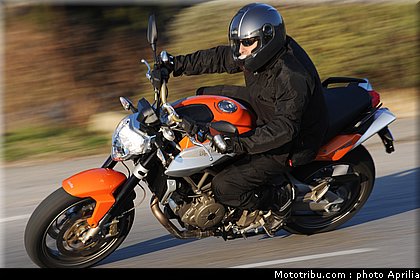 aprilia_shiver_750_001_2009.jpg