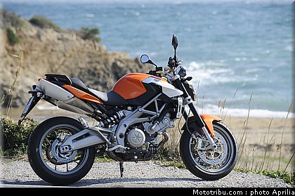 aprilia_shiver_750_014_2009.jpg