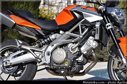 aprilia_shiver_750_030_2009.jpg