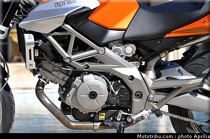 aprilia_shiver_750_032_2009.jpg