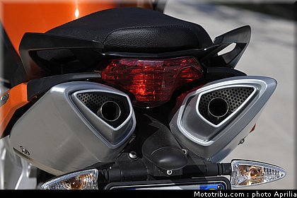 aprilia_shiver_750_037_2009.jpg