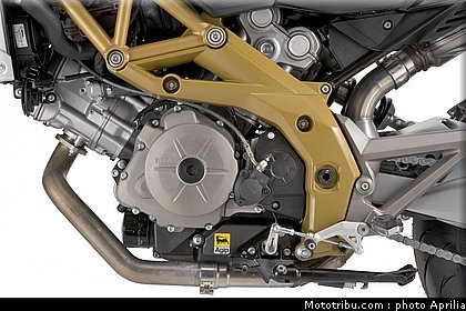 aprilia_shiver_750_043_2009.jpg