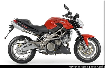 aprilia_shiver_750_055_2009.jpg