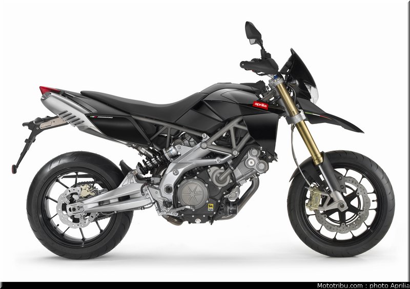 aprilia_750_dorsoduro_2010_002