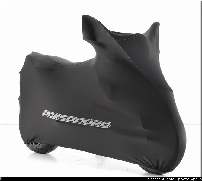 aprilia_750_dorsoduro_factory_2010_078