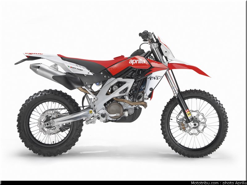 aprilia_450rxv_2_2010