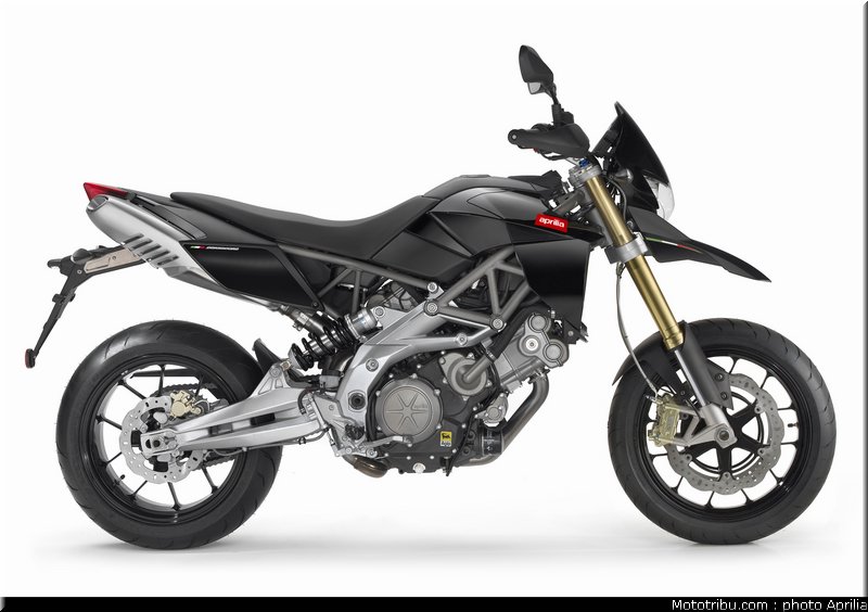 aprilia_750_dorsoduro_2_2010