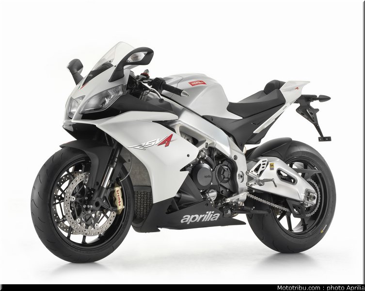 aprilia_rsv4r_4_2010