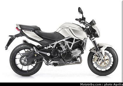 aprilia_850_mana_2_2010.jpg
