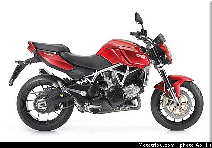 aprilia_850_mana_3_2010.jpg