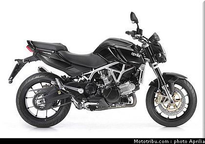 aprilia_850_mana_4_2010.jpg