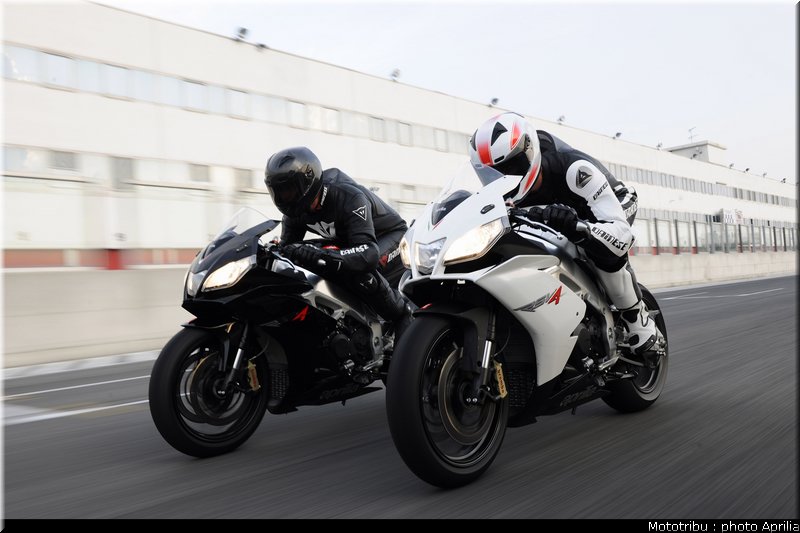 aprilia_rsv4r_2010_005