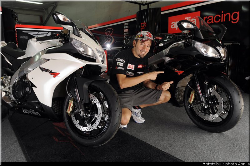 aprilia_rsv4r_2010_012