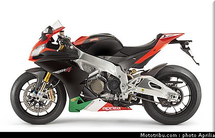 aprilia_rsv4_factory_aprc_se_2011_033.jpg