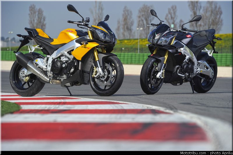 aprilia_v4_tuono_2011_0063