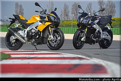 aprilia_v4_tuono_2011_0063.jpg