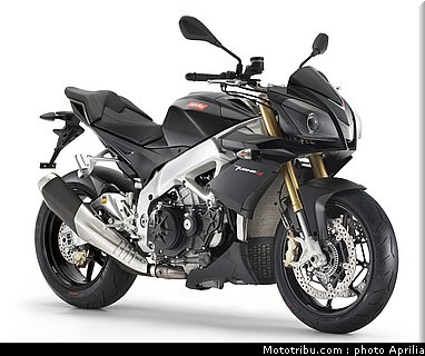 aprilia_v4_tuono_2011_0094.jpg