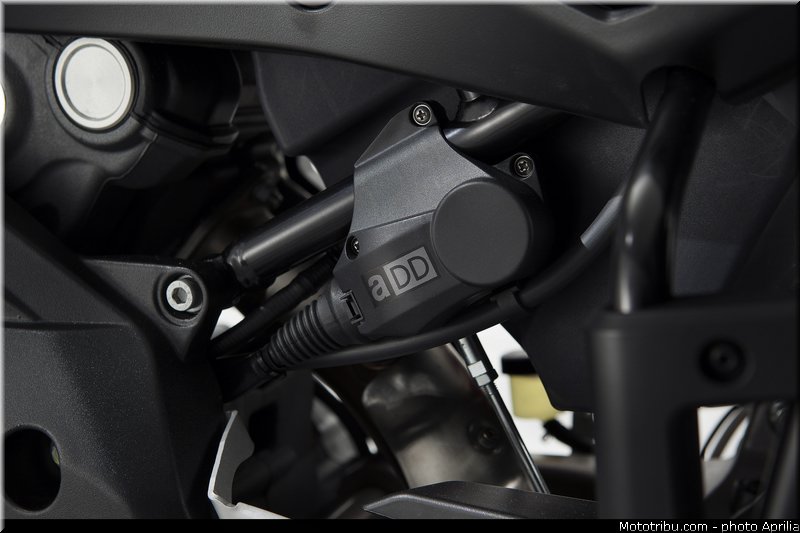 aprilia_caponord_2013_0073