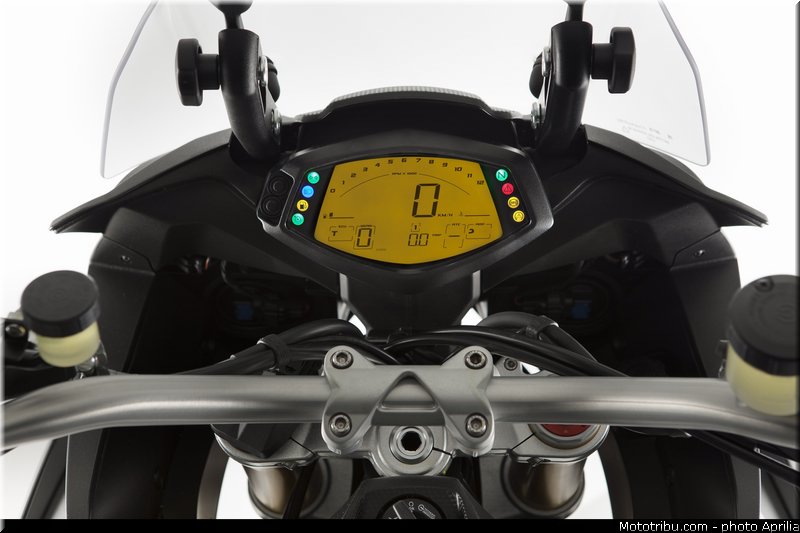 aprilia_caponord_2013_0074