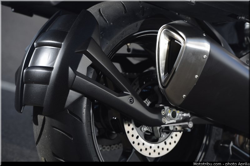 aprilia_caponord_2013_0086