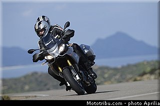 aprilia_caponord_2013_0019.jpg