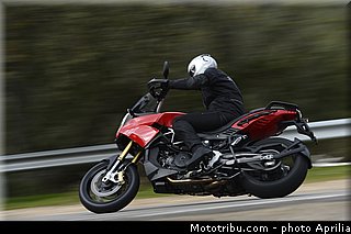 aprilia_caponord_2013_0033.jpg