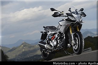 aprilia_caponord_2013_0049.jpg
