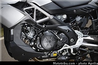 aprilia_caponord_2013_0095.jpg