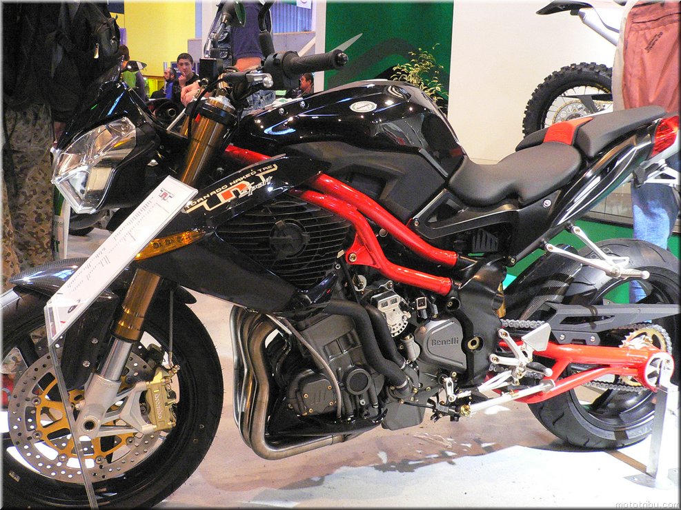 MOTO 