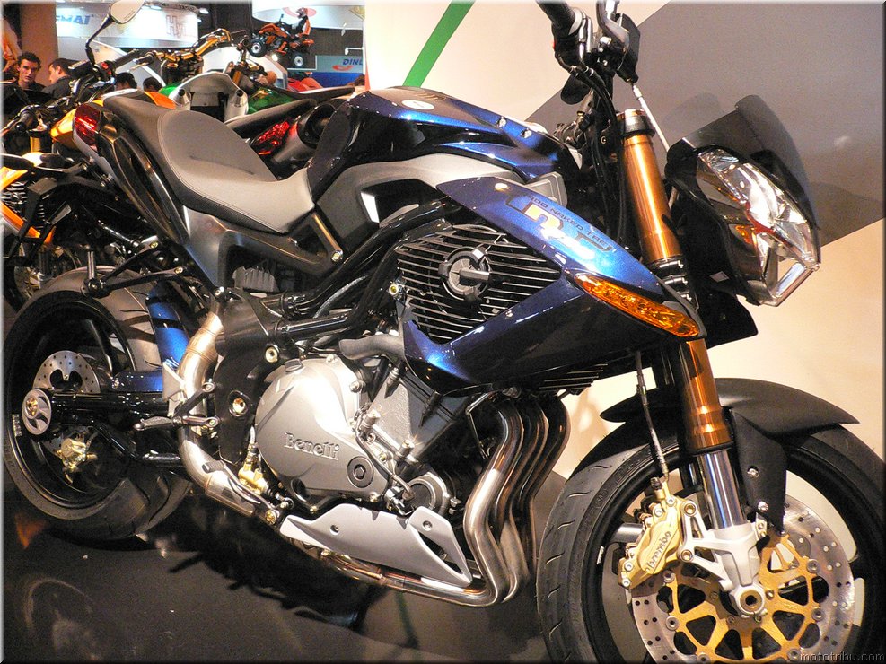 MOTO 
