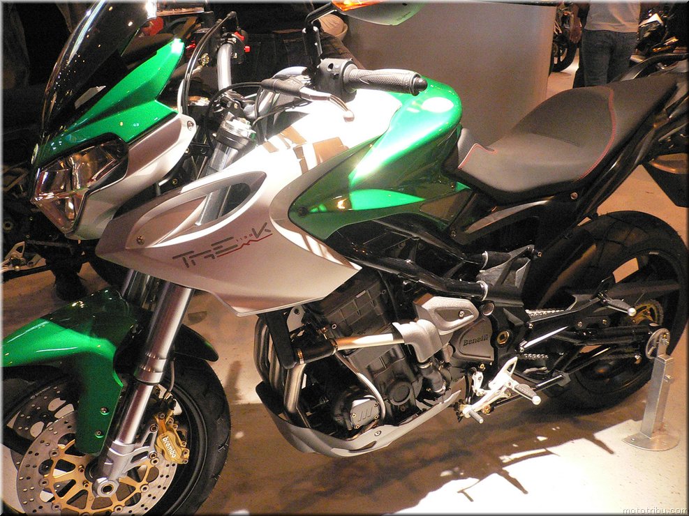 MOTO 