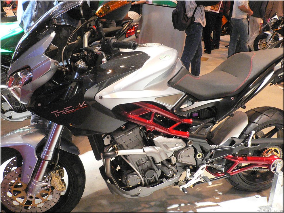 MOTO 