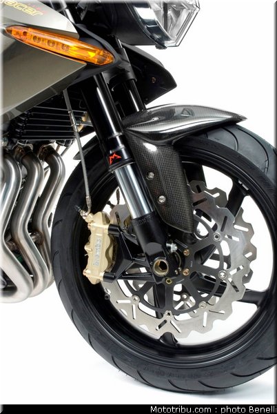 benelli_TNT 1130 Century Racer front_2011