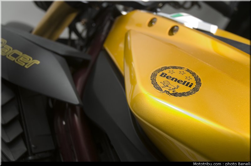 benelli_cafe_racer_1130_3_2011